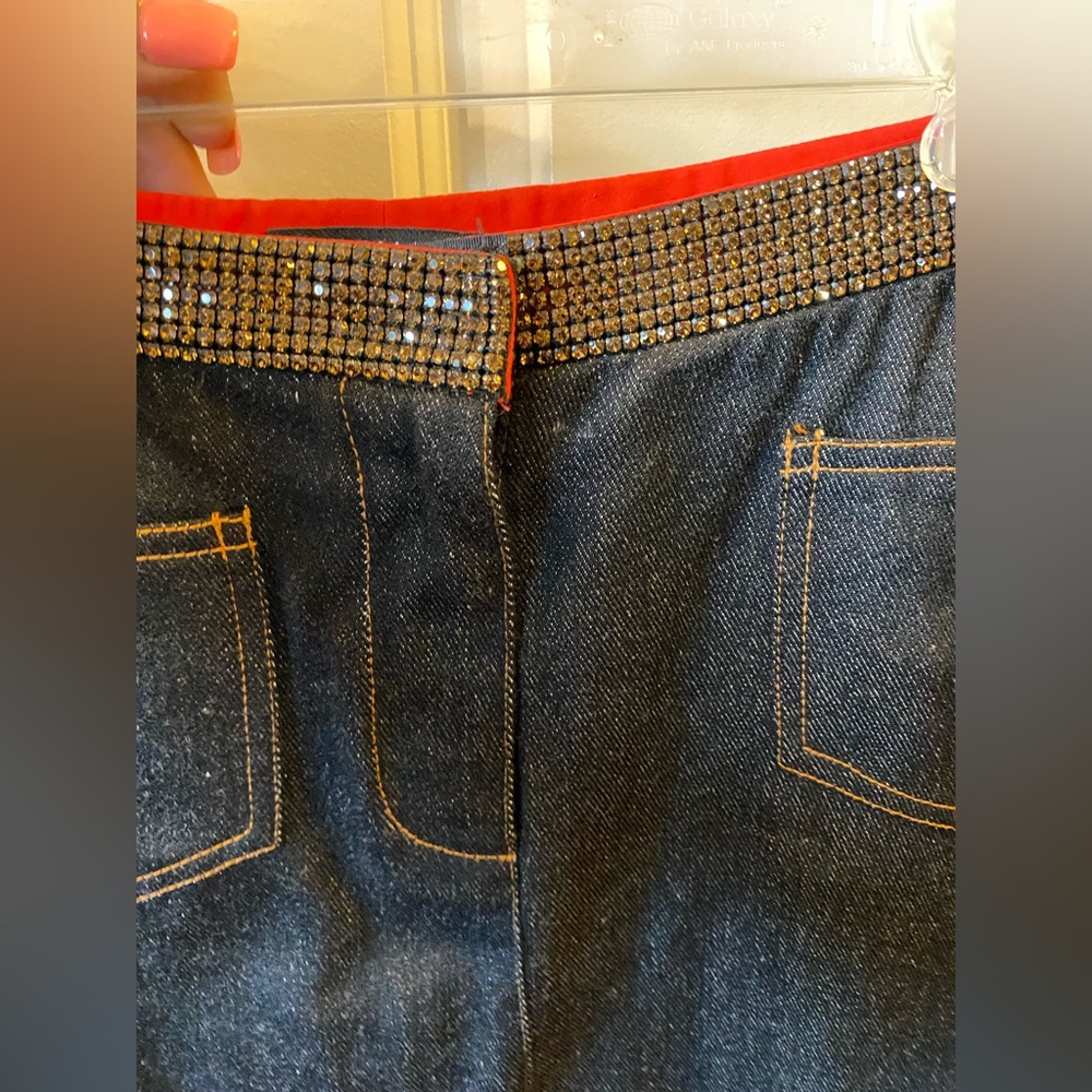 William B jeans midi skirt with brown crystals waist in sz 4